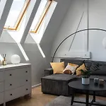 Rentplanet - Polna Πόζναν